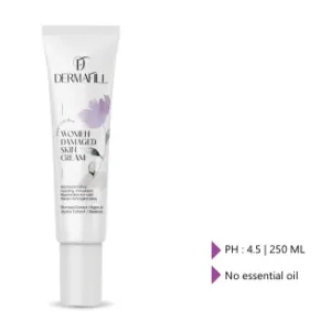 Feminine hygiene foam